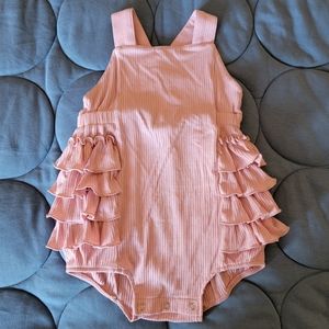 kate quinn | side ruffle bubble | peony
